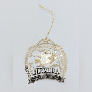 Gold toned Bermuda Zoo and Aquarium‎ Christmas Ornament